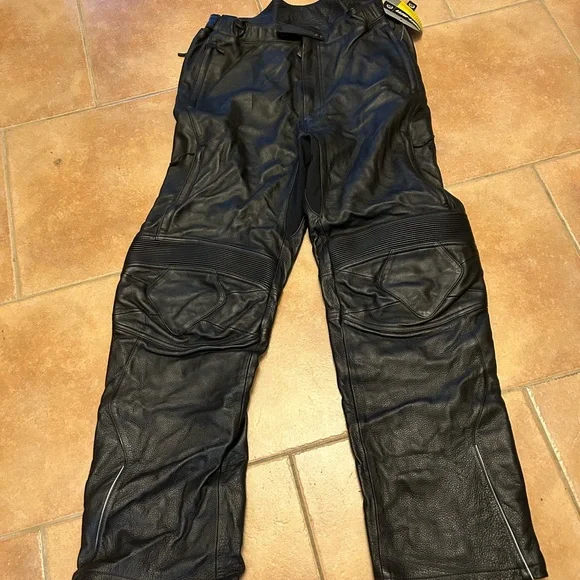 New Can-am performance Black Leather Motorcycle Pants - Picture 1 of 10